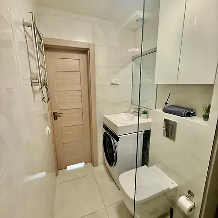 Apartment A&y Chopin Airport Pienkowskiego B Warsaw